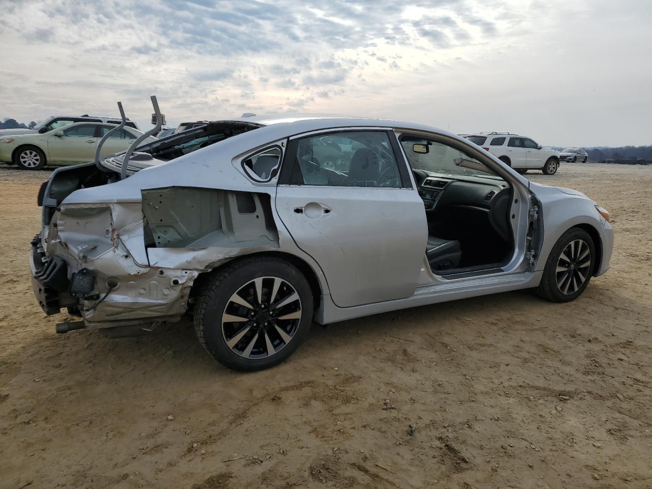 2018 NISSAN ALTIMA 2.5 - Image 3
