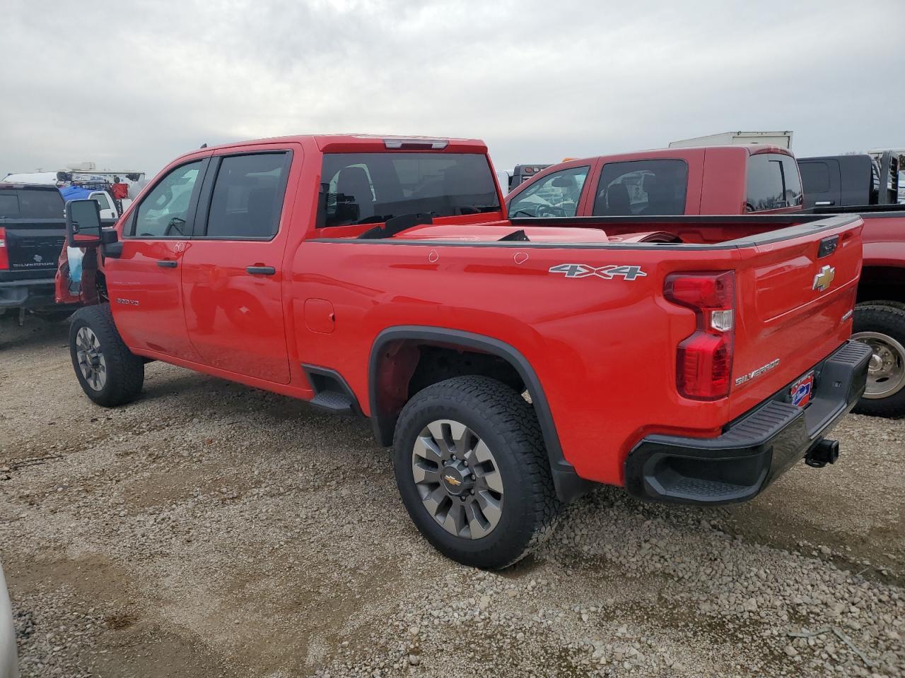 2023 CHEVROLET SILVERADO - Фото 2