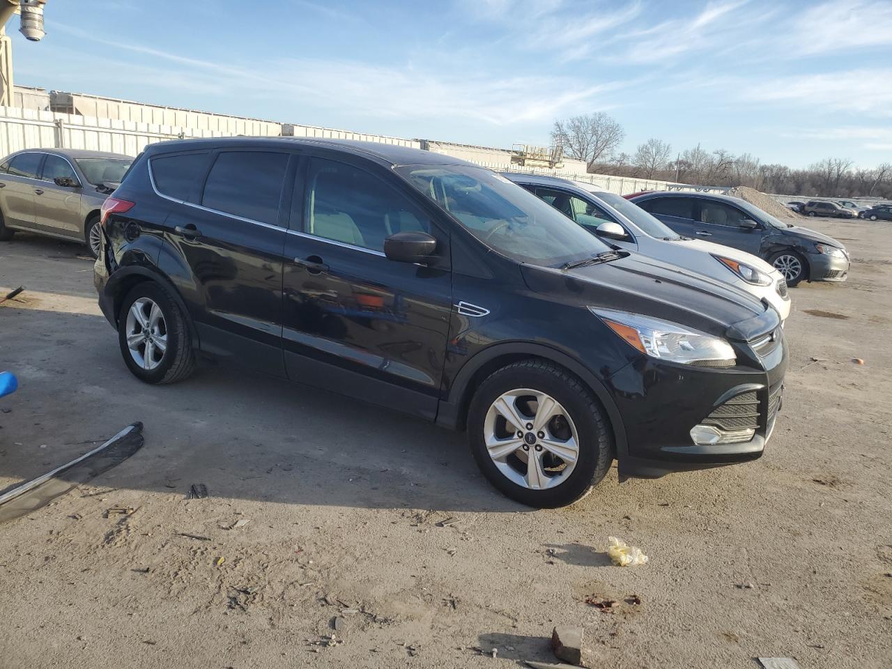 2015 FORD ESCAPE SE - Image 4