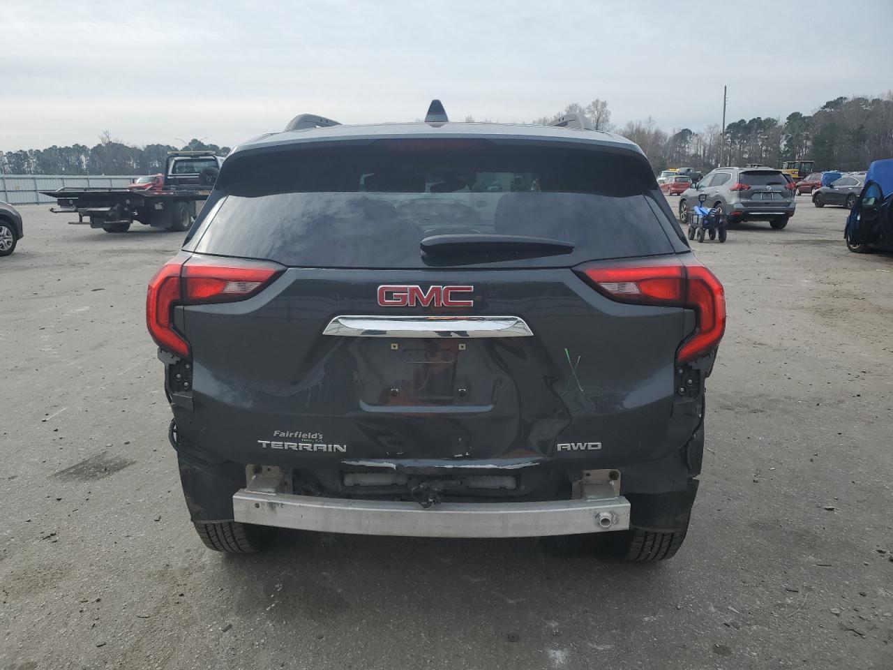 2018 GMC TERRAIN SL - Image 6