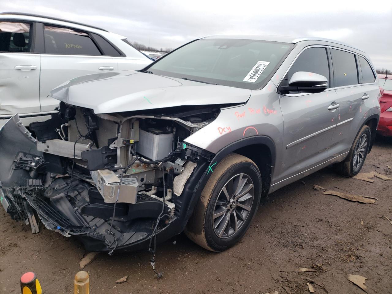 2018 TOYOTA HIGHLANDER