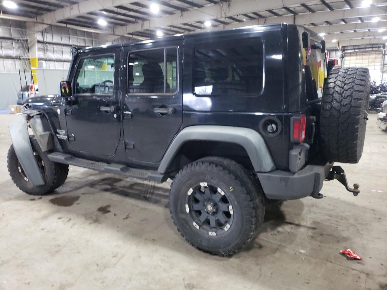 2010 JEEP WRANGLER U - Image 2