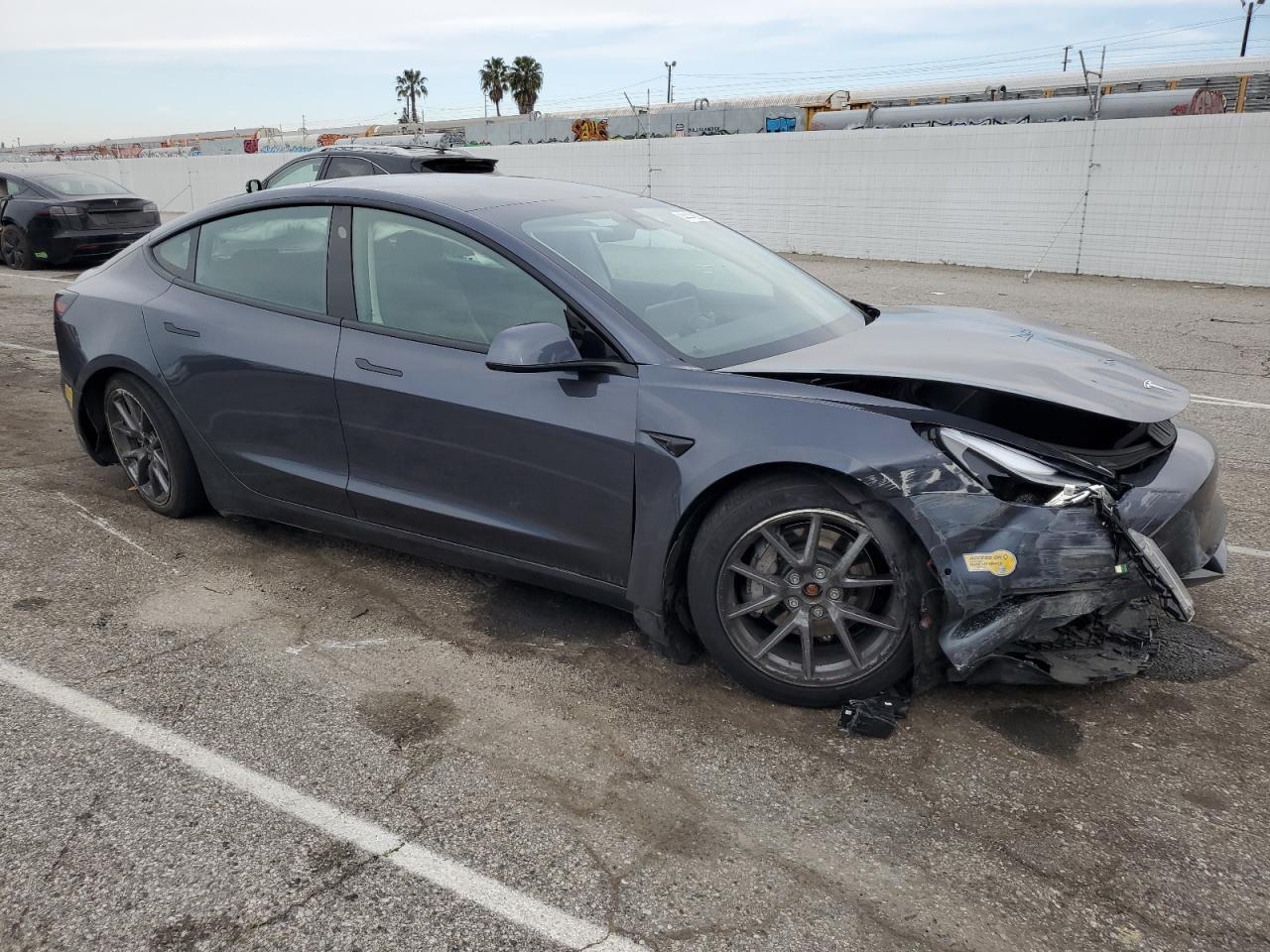 2021 TESLA MODEL 3 - Фото 4