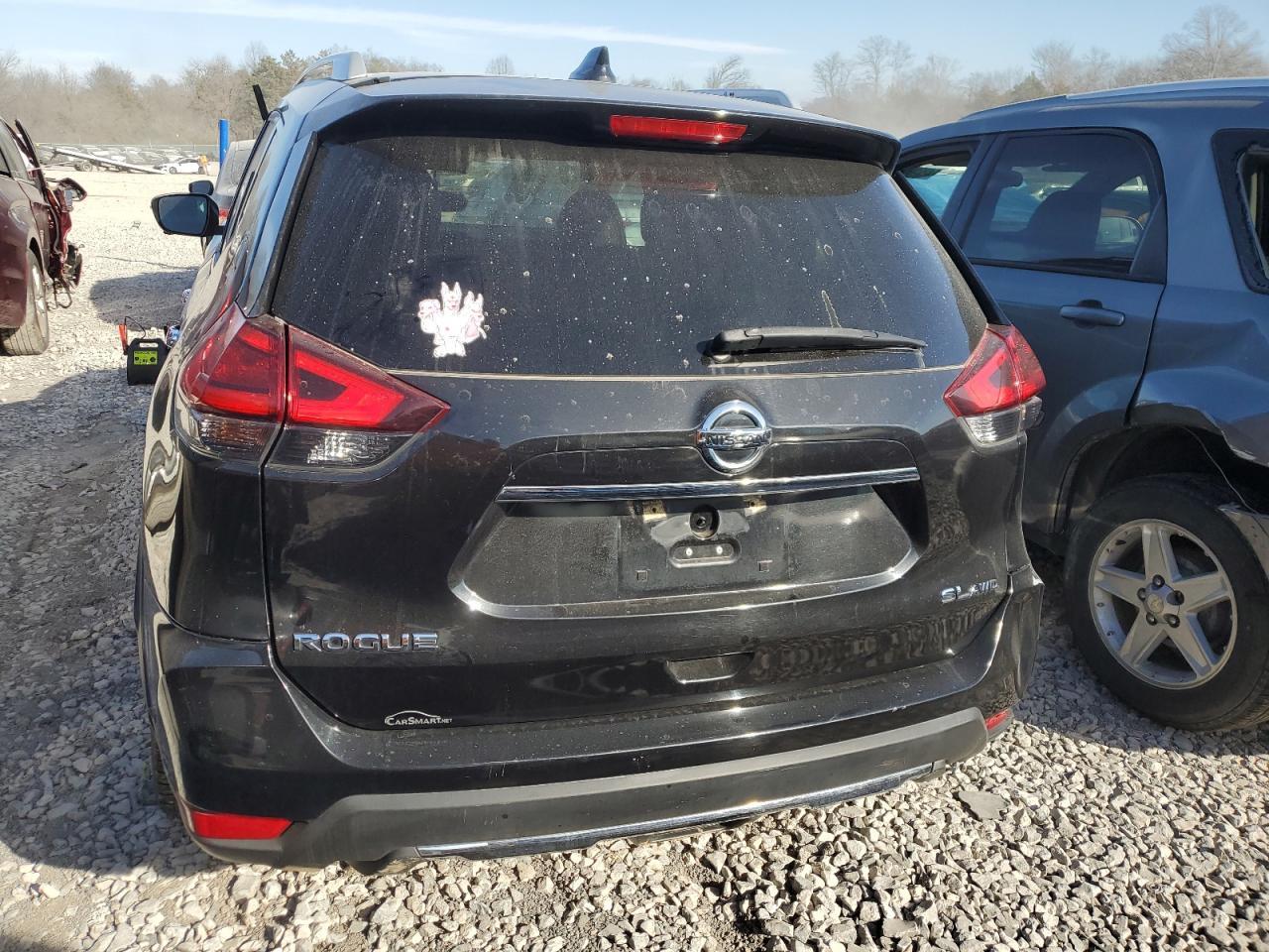 2017 NISSAN ROGUE SV - Фото 6