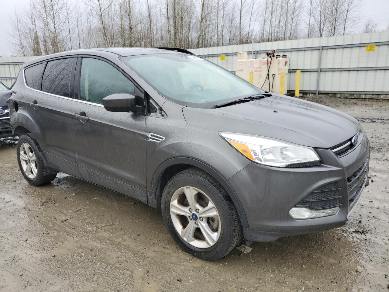 2015 FORD ESCAPE SE - Image 4