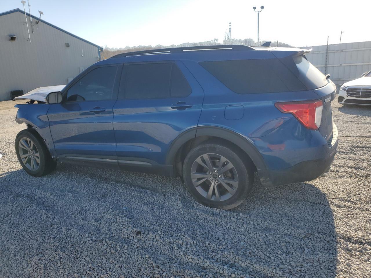 2022 FORD EXPLORER X - Фото 2