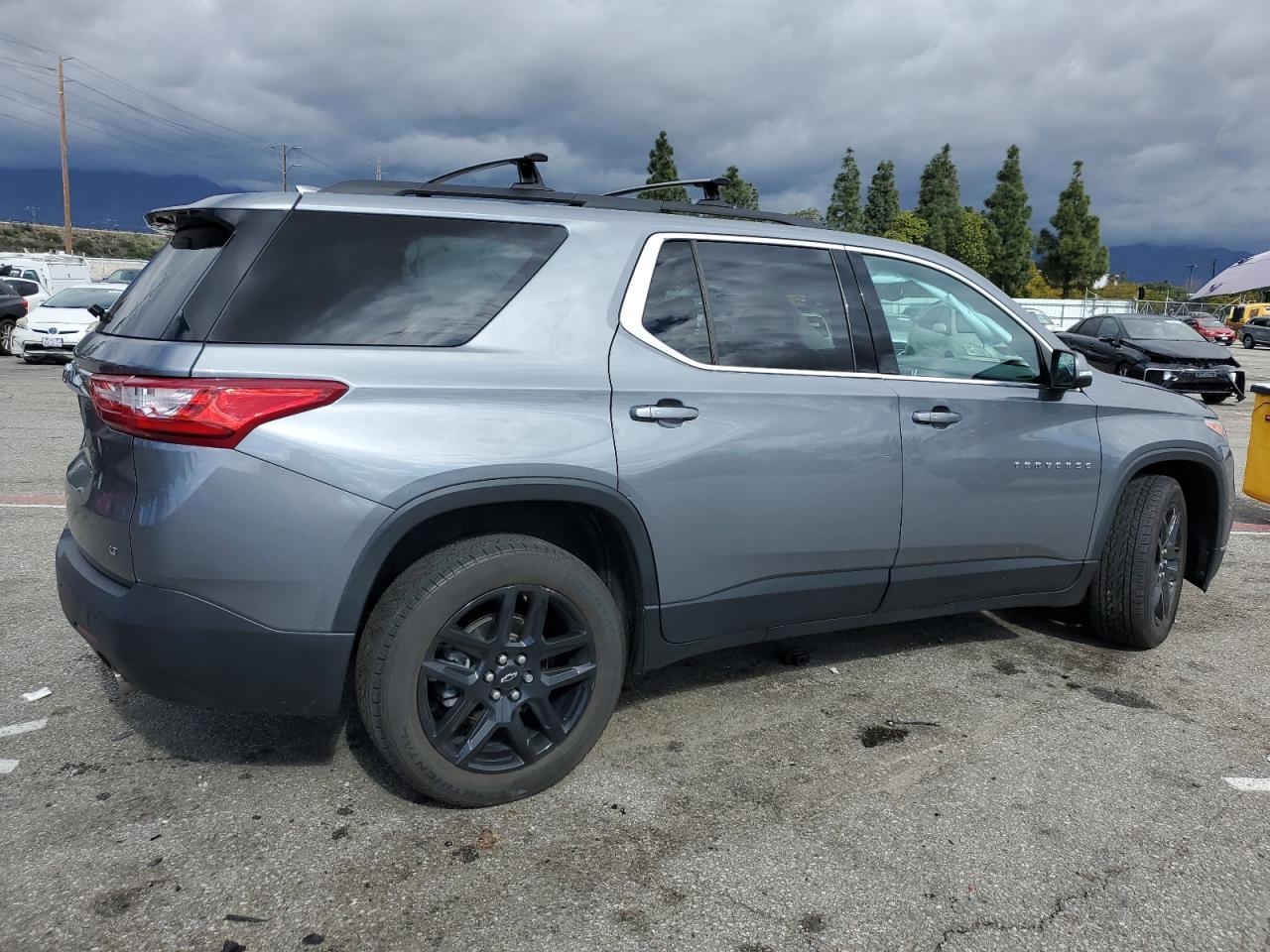 2021 CHEVROLET TRAVERSE L - Фото 3