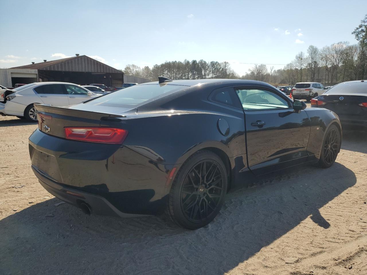 2018 CHEVROLET CAMARO LT - Image 3