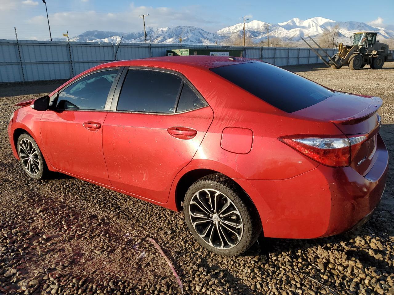 2015 TOYOTA COROLLA L - Image 2