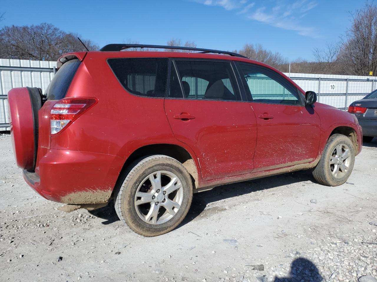 2011 TOYOTA RAV4 - Image 3