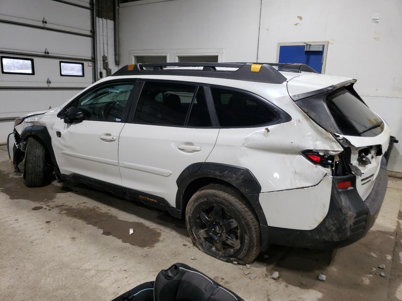 2022 SUBARU OUTBACK WI - Image 2