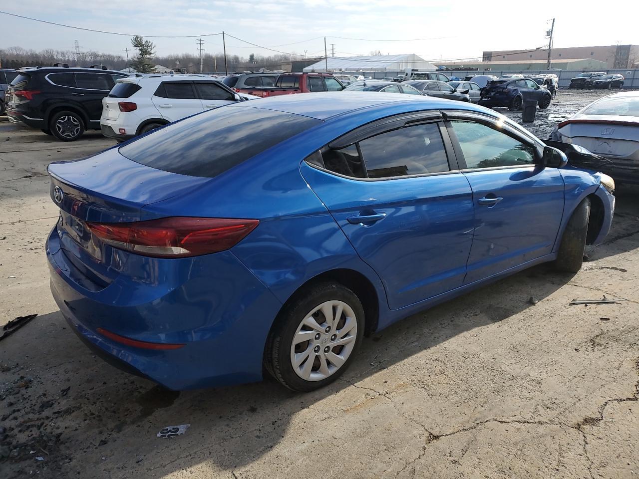 2018 HYUNDAI ELANTRA SE - Image 3
