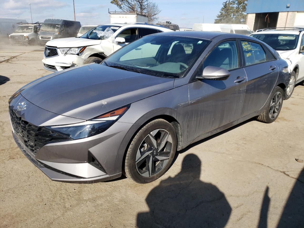 2023 HYUNDAI ELANTRA SE