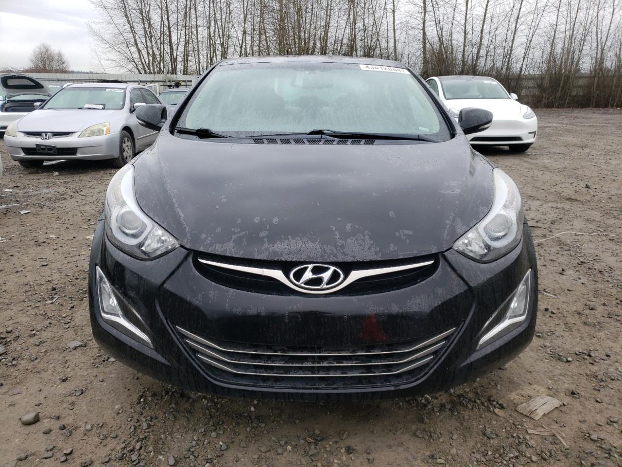 2015 HYUNDAI ELANTRA SE - Image 5