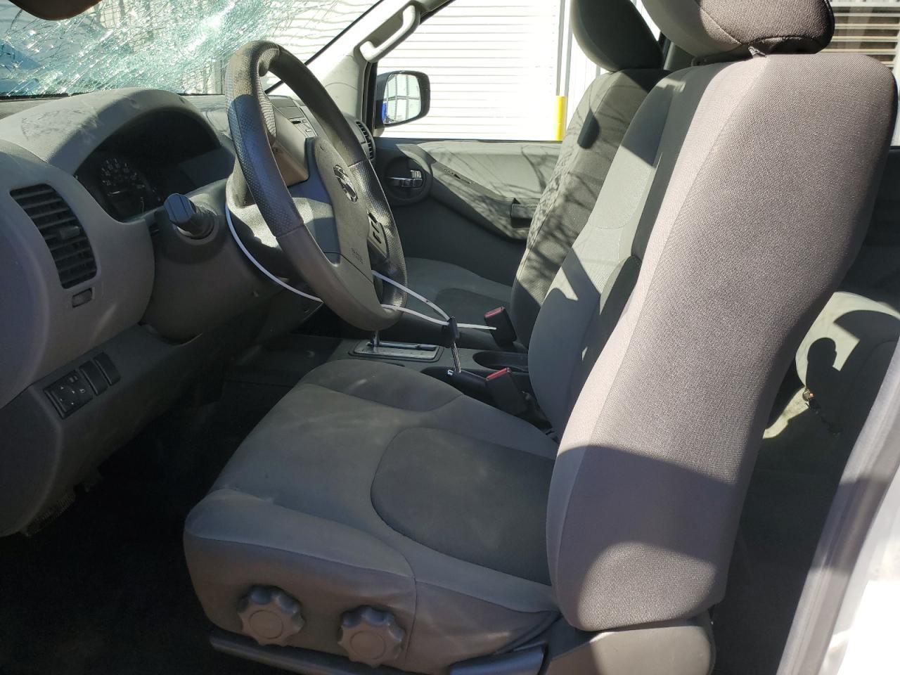 2013 NISSAN XTERRA X - Фото 7