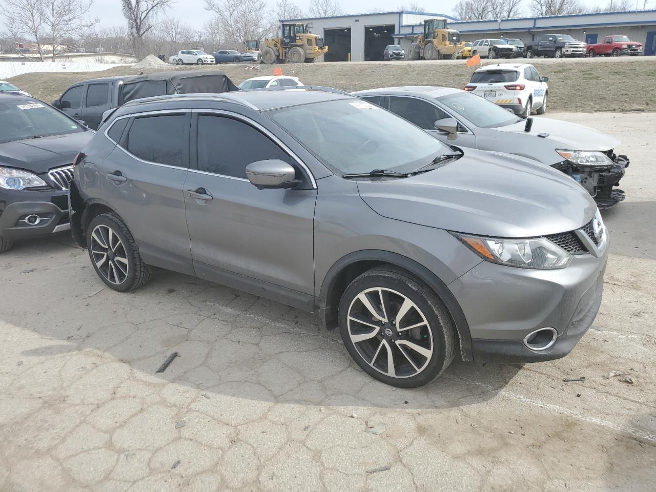 2017 NISSAN ROGUE SPOR - Фото 4