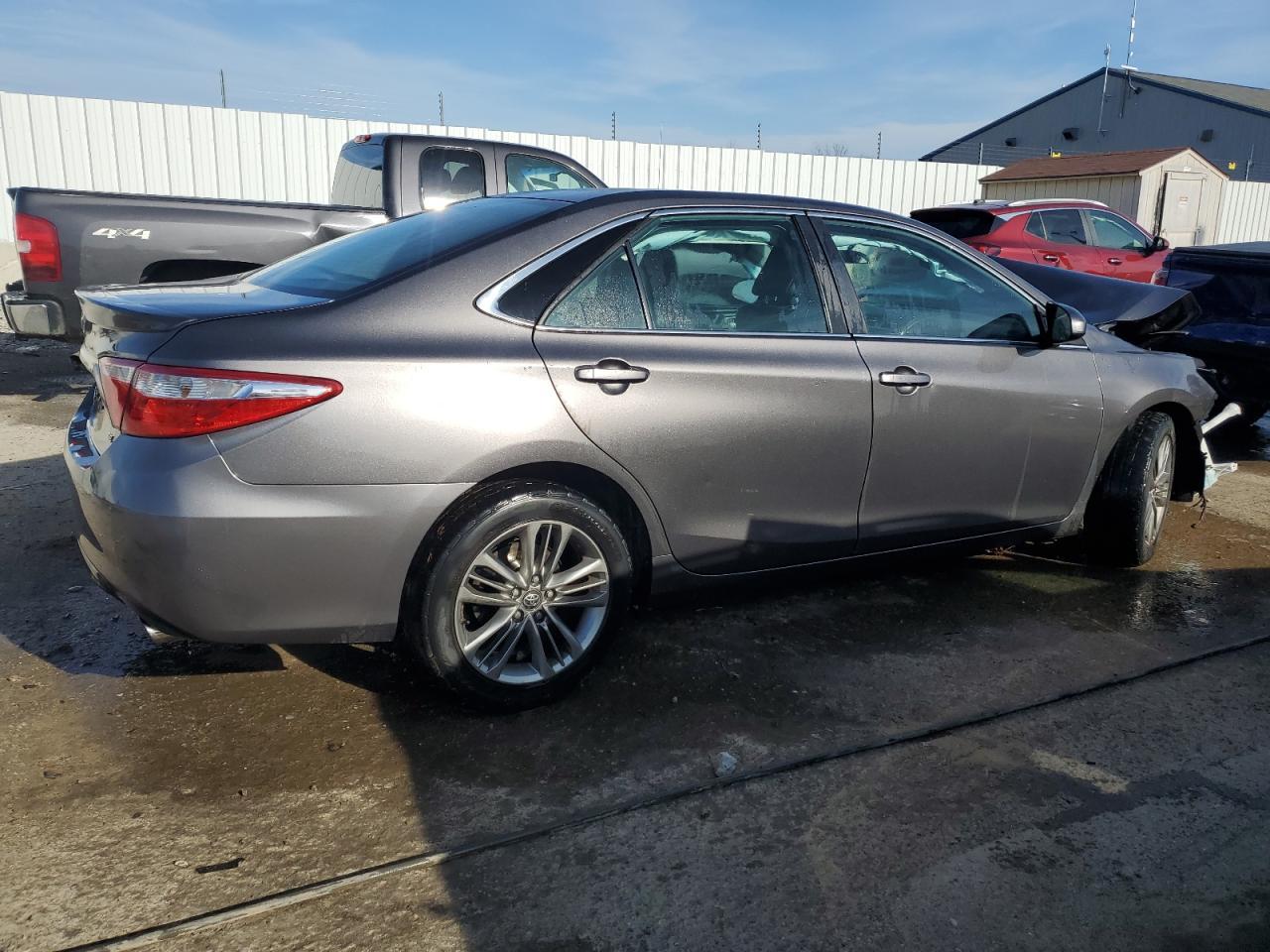 2017 TOYOTA CAMRY LE - Фото 3
