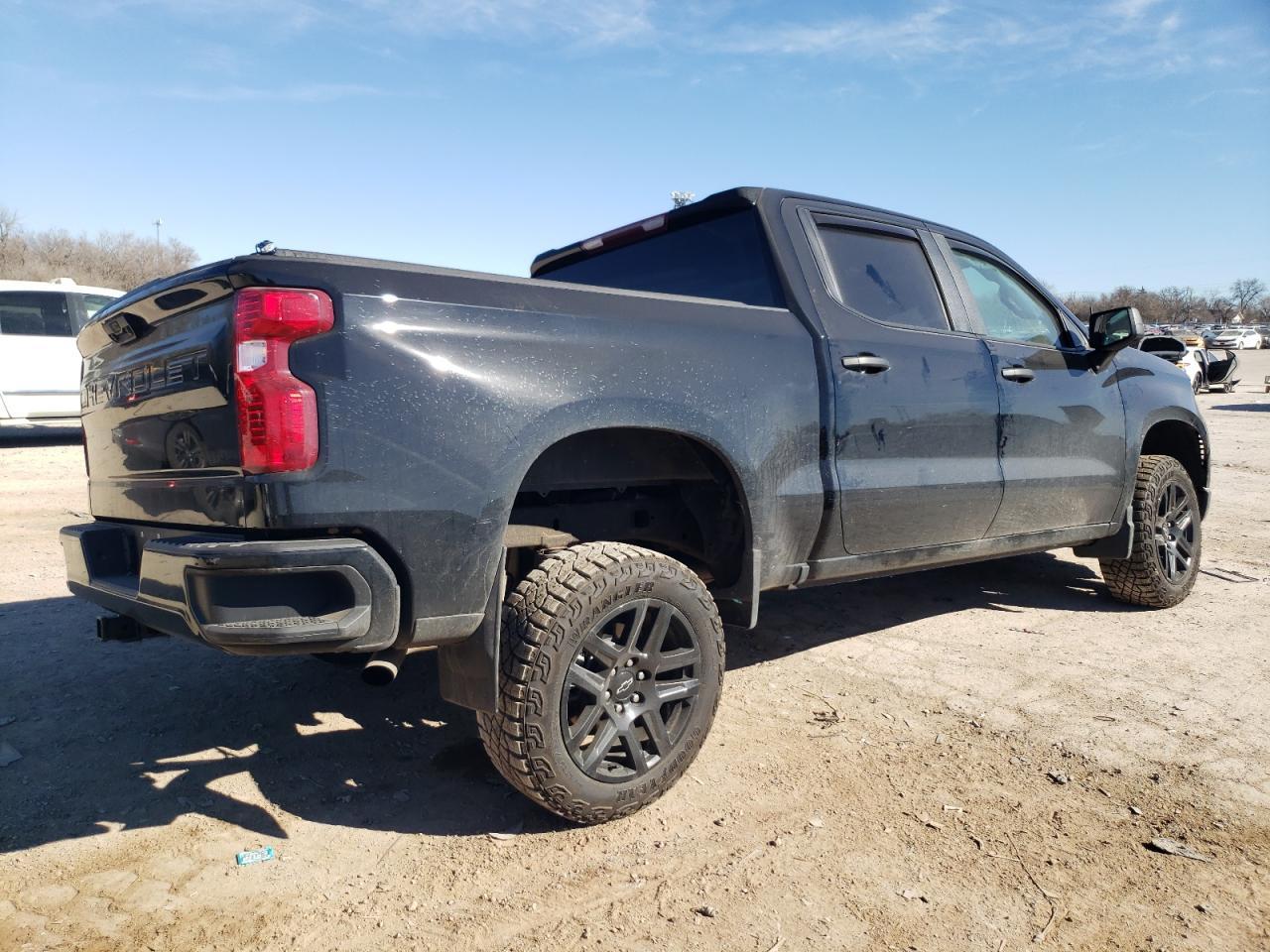 2023 CHEVROLET SILVERADO - Image 3