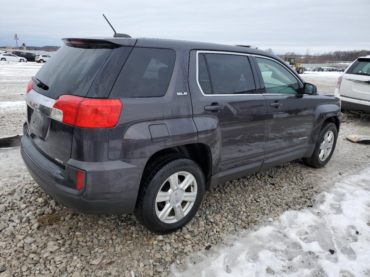 2016 GMC TERRAIN SL - Image 3