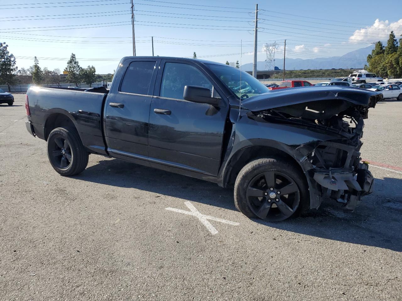 2014 RAM 1500 ST - Image 4