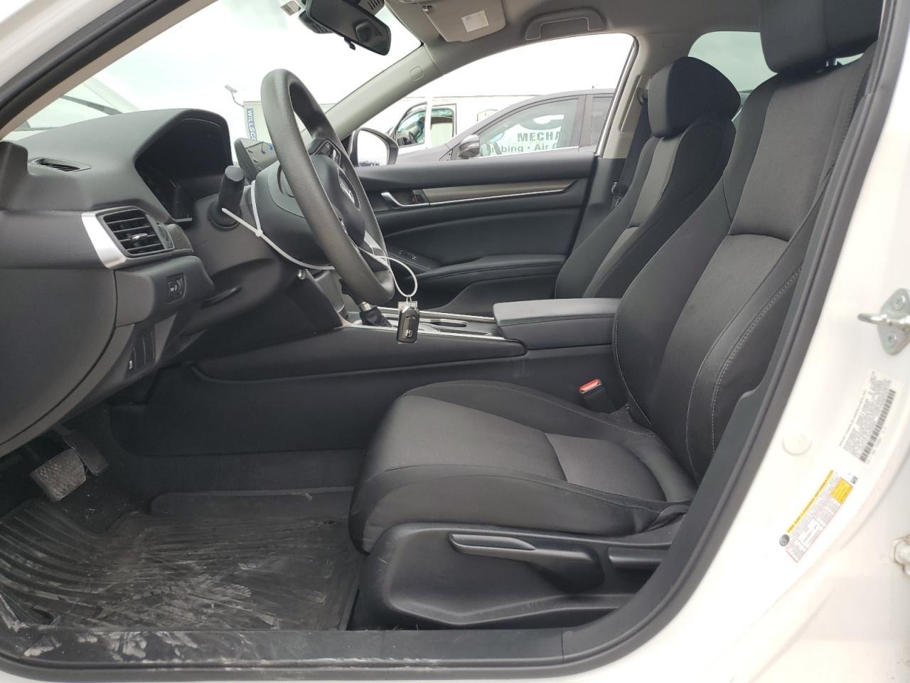 2018 HONDA ACCORD LX - Фото 7