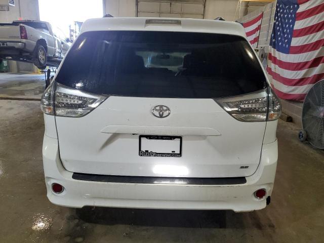 2015 Toyota Sienna Sport - Image 6
