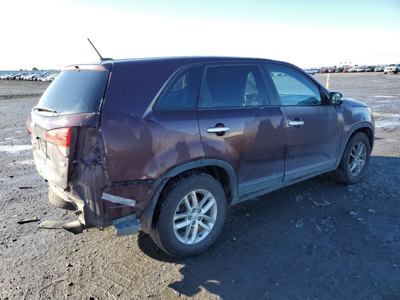 2015 KIA SORENTO LX - Image 3