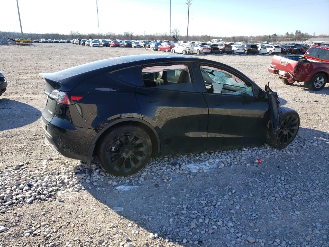 2023 TESLA MODEL Y - Image 3
