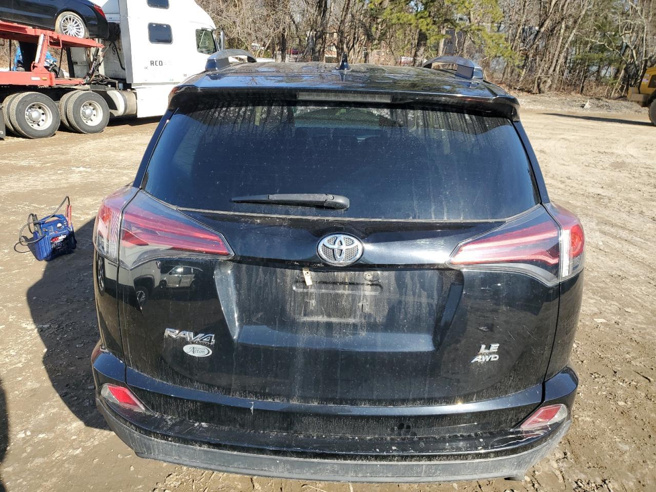2017 TOYOTA RAV4 LE - Image 6