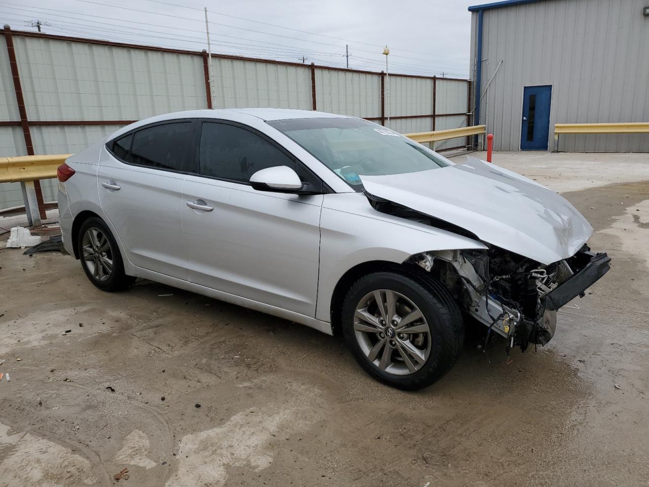 2018 HYUNDAI ELANTRA SE - Фото 4