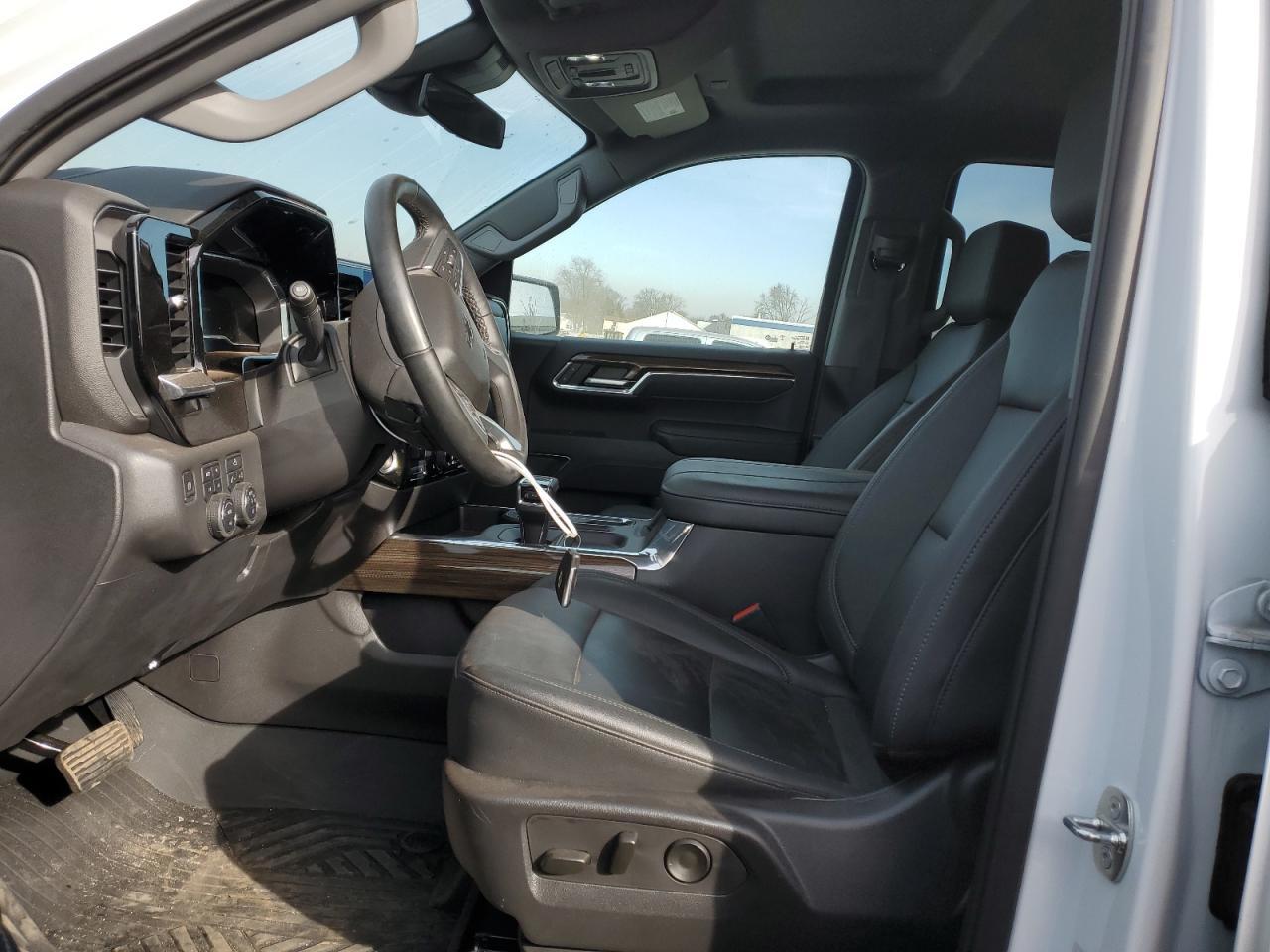 2023 CHEVROLET SILVERADO - Image 7