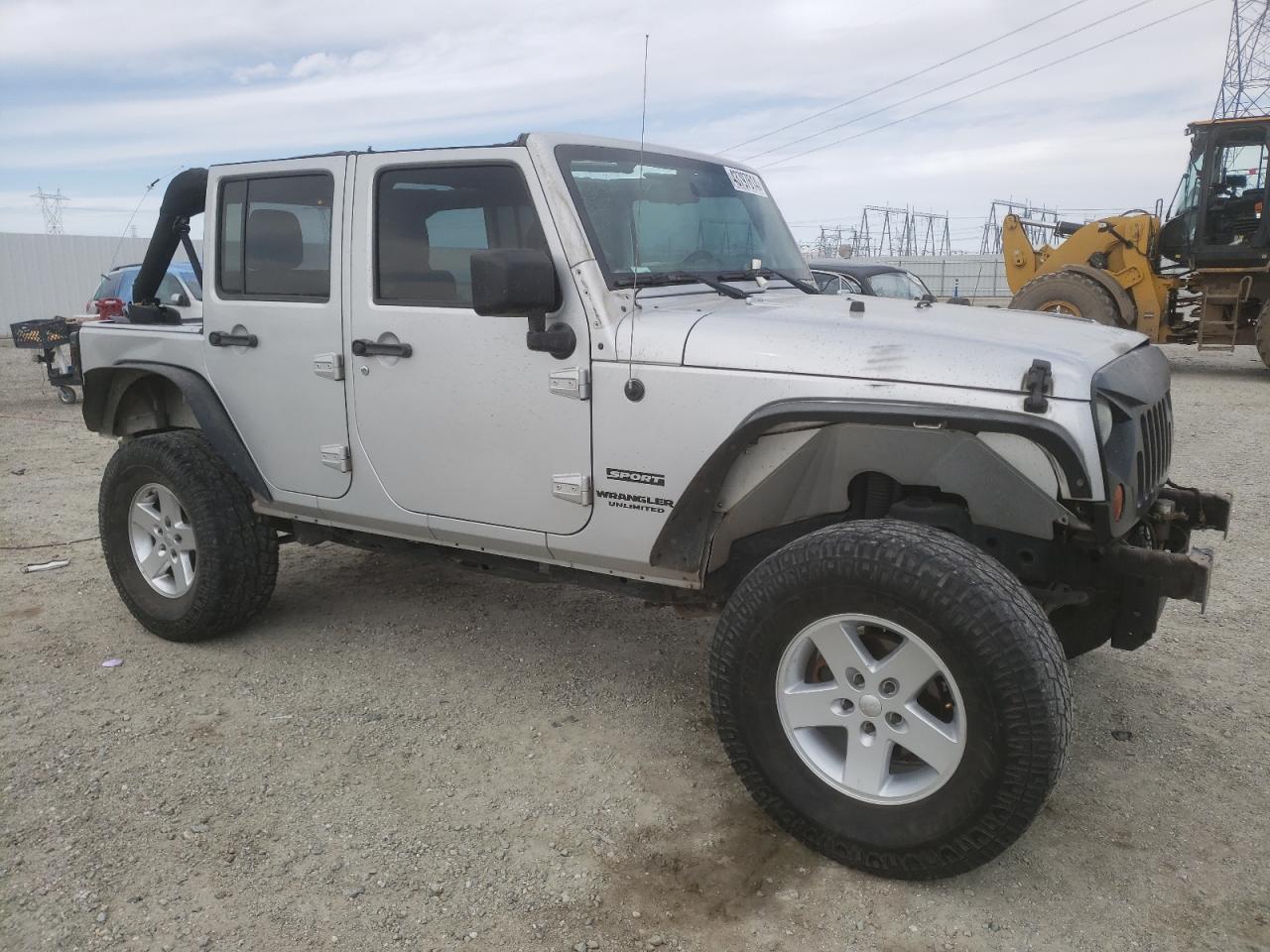 2012 JEEP WRANGLER U - Image 4
