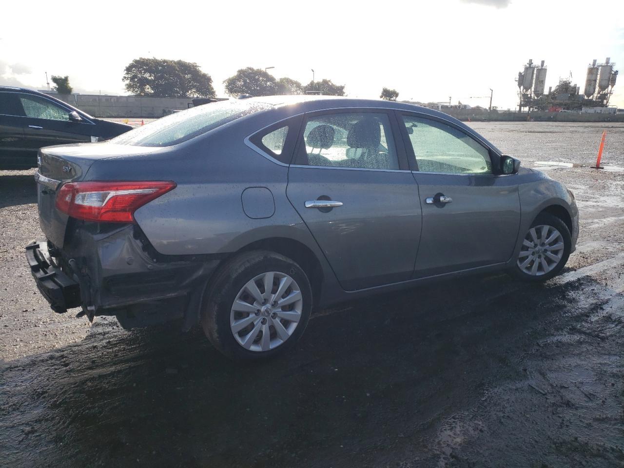 2017 NISSAN SENTRA S - Image 3
