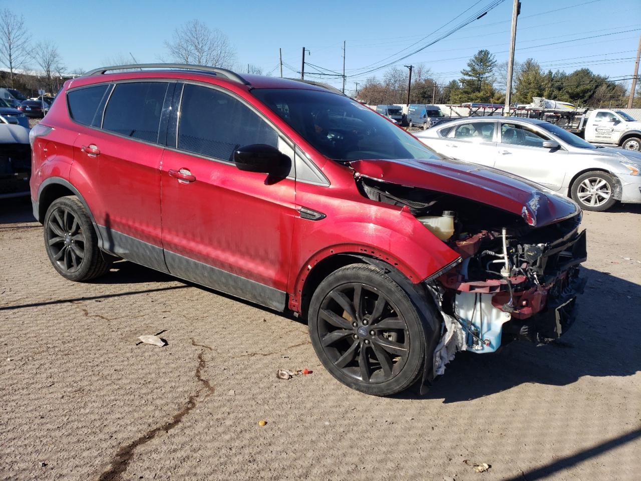 2017 FORD ESCAPE SE - Image 4