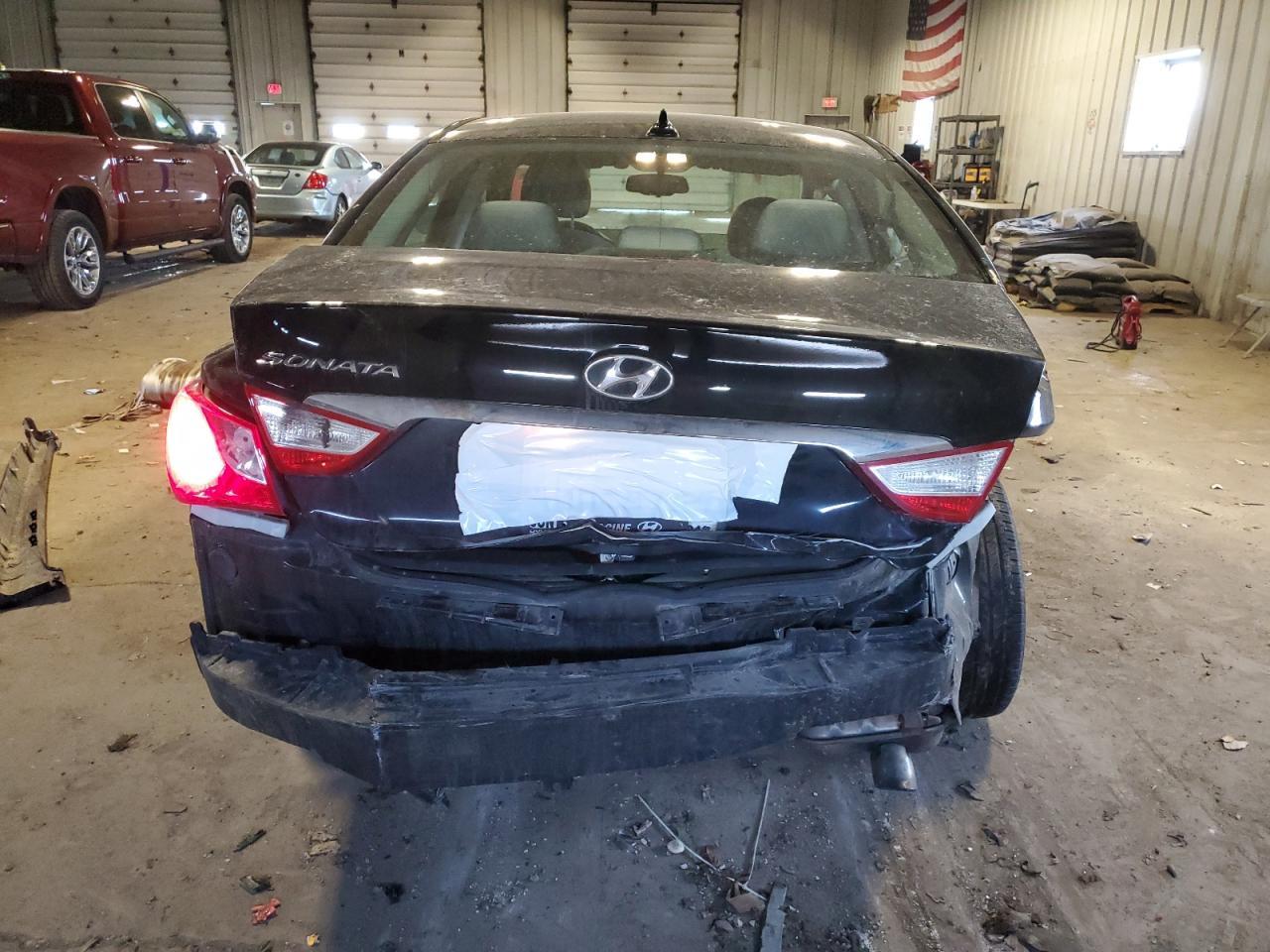 2013 HYUNDAI SONATA GLS - Image 6