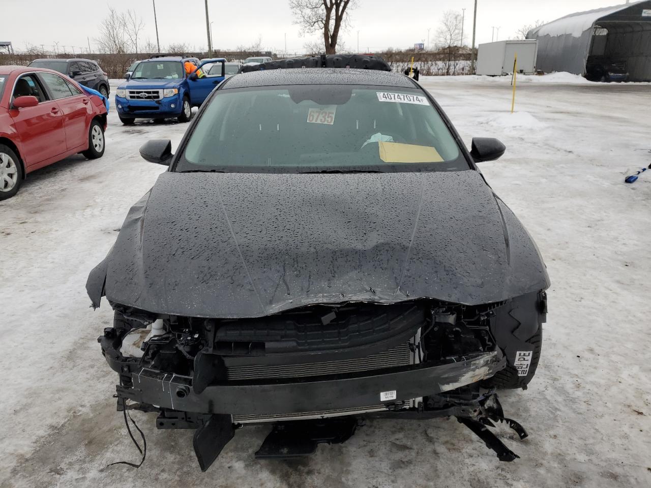 2024 HYUNDAI ELANTRA SE - Фото 5