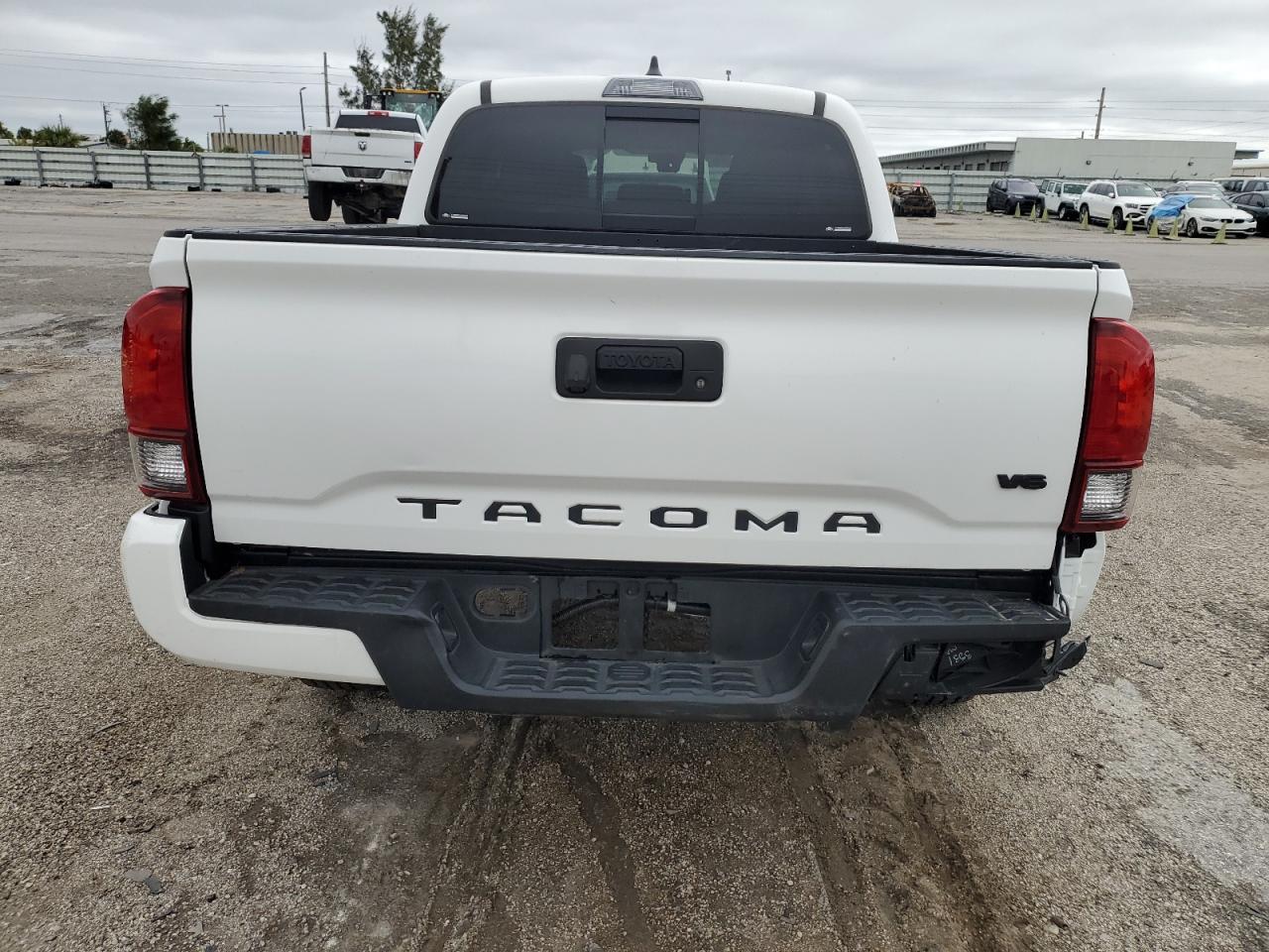 2020 TOYOTA TACOMA DOU - Image 6