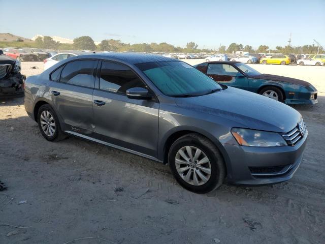 2014 Volkswagen Passat S - Image 4