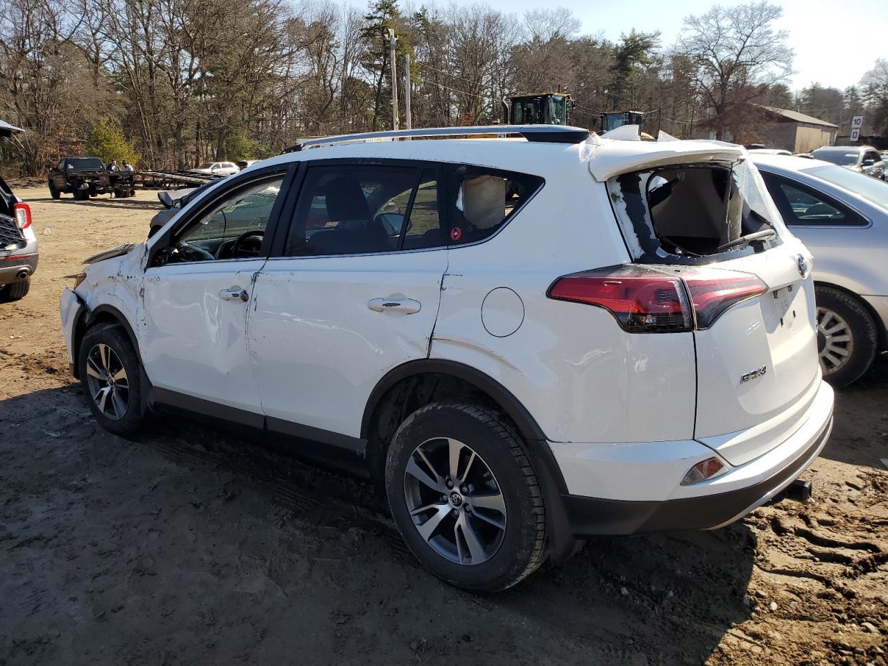 2017 TOYOTA RAV4 XLE - Image 2