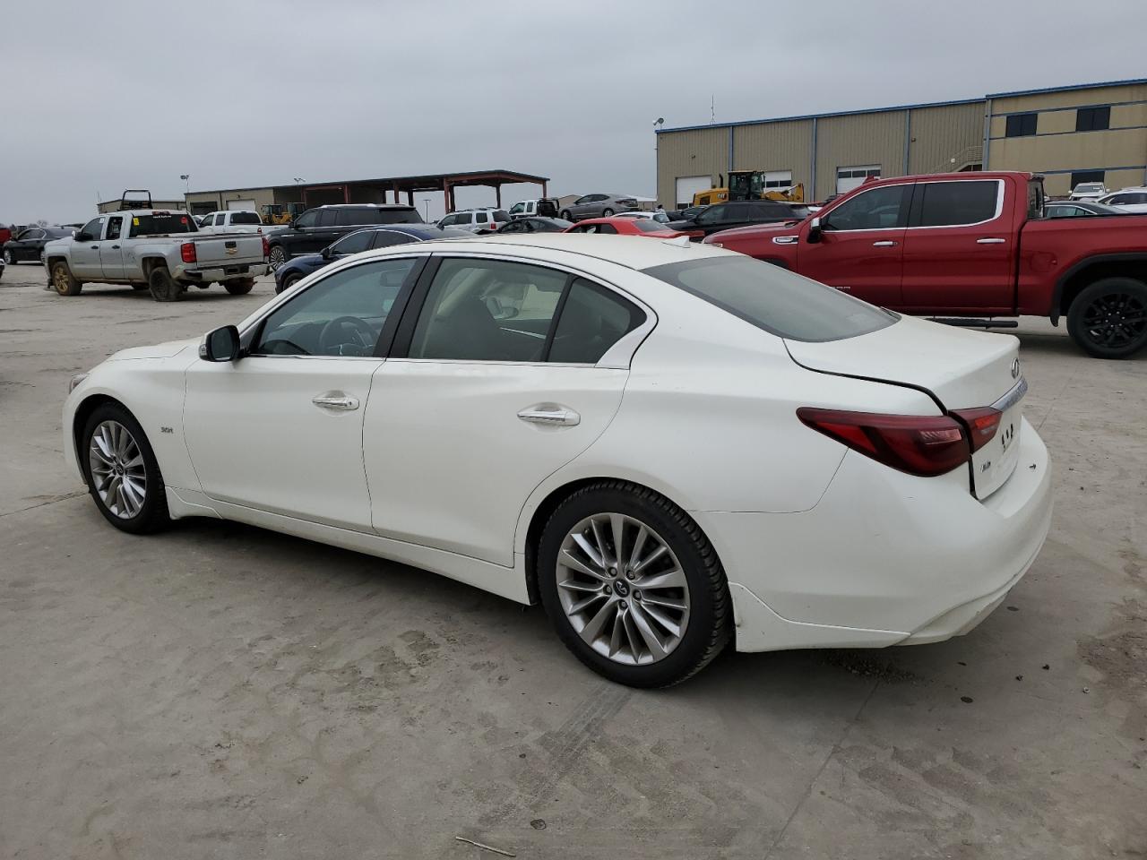 2019 INFINITI Q50 LUXE - Image 2