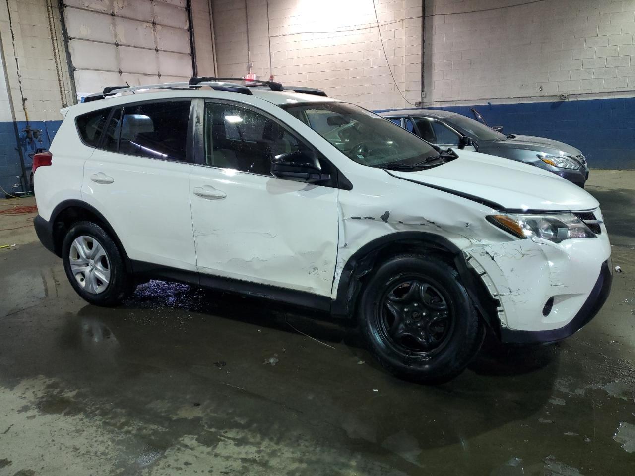 2014 TOYOTA RAV4 LE - Image 4