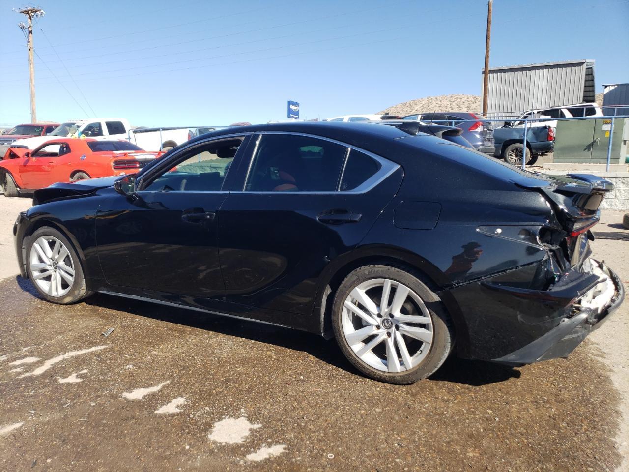 2021 LEXUS IS 300 - Фото 2