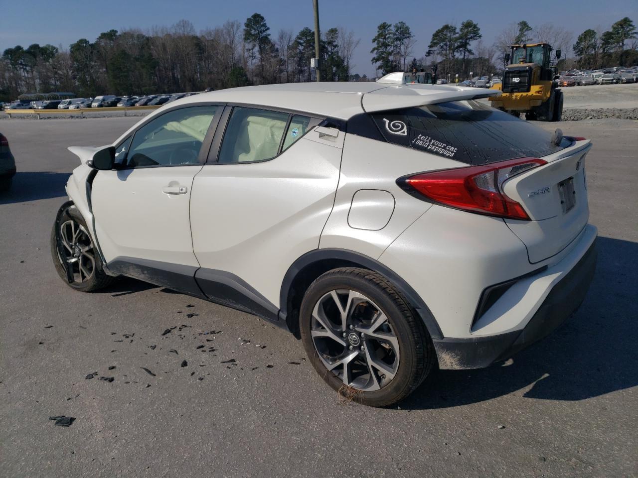 2019 TOYOTA C-HR XLE - Фото 2