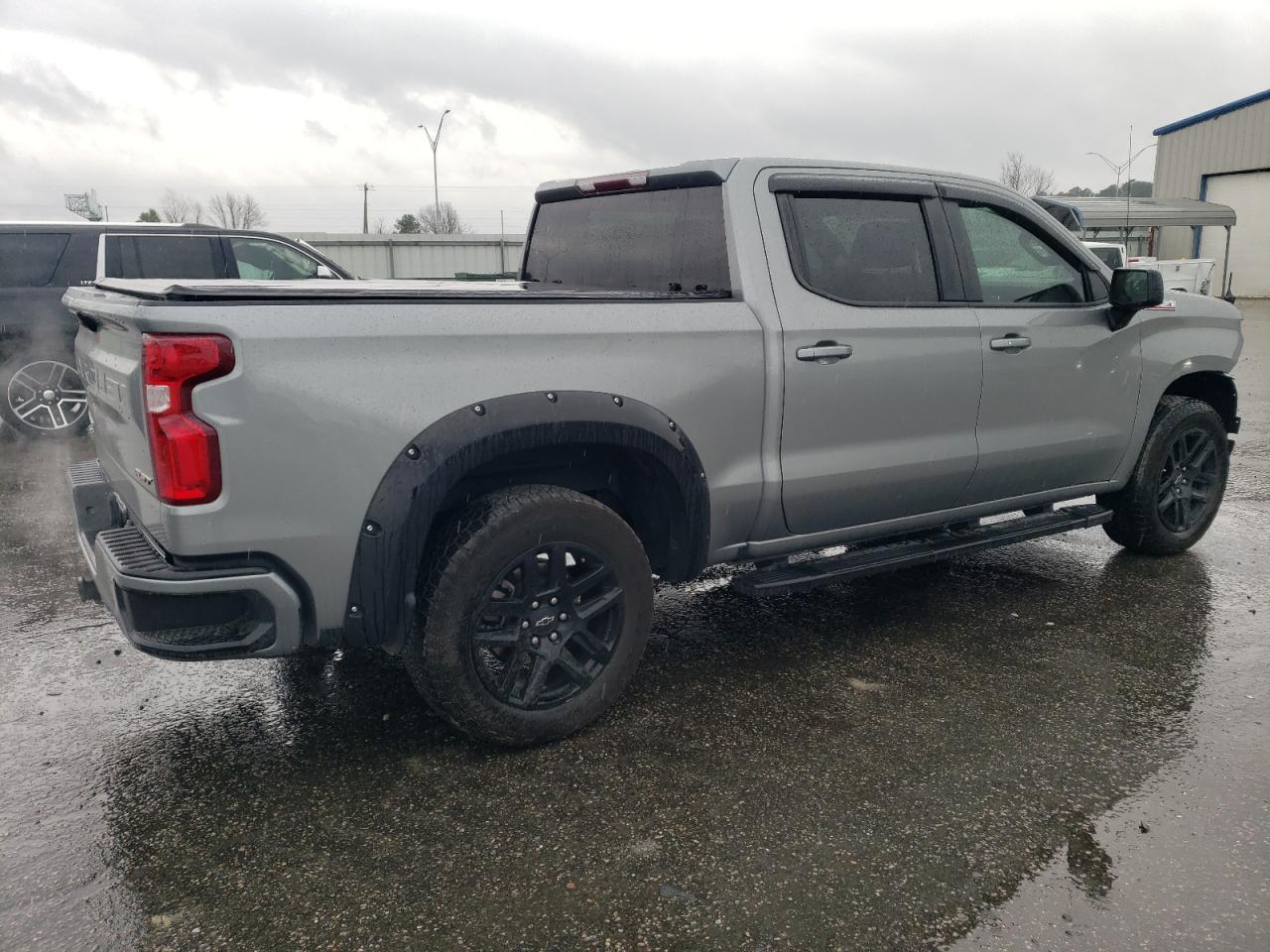 2023 CHEVROLET SILVERADO - Фото 3