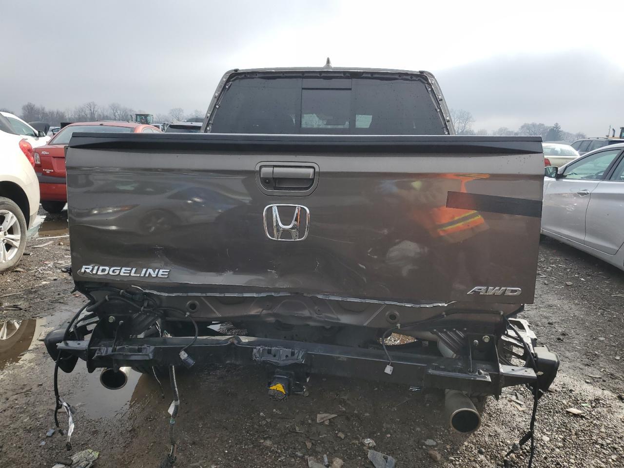 2022 HONDA RIDGELINE - Фото 6