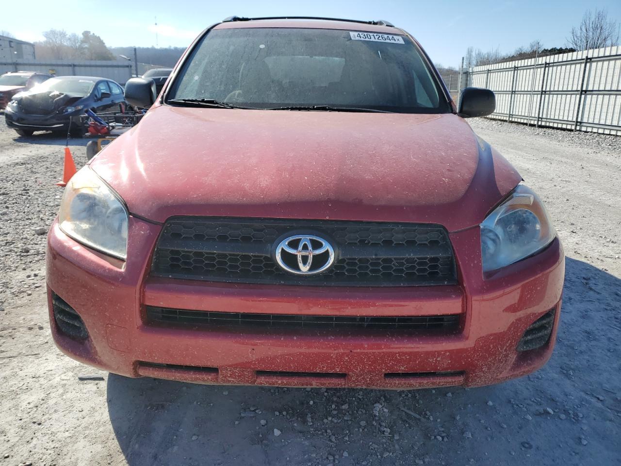 2011 TOYOTA RAV4 - Image 5