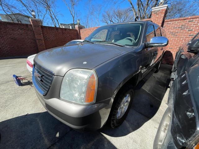 2012 GMC YUKON - Image 2