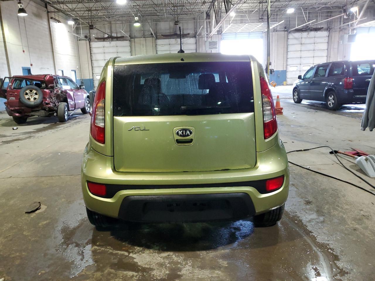 2013 KIA SOUL - Фото 6