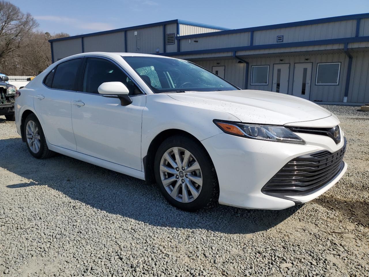 2019 TOYOTA CAMRY L - Image 4