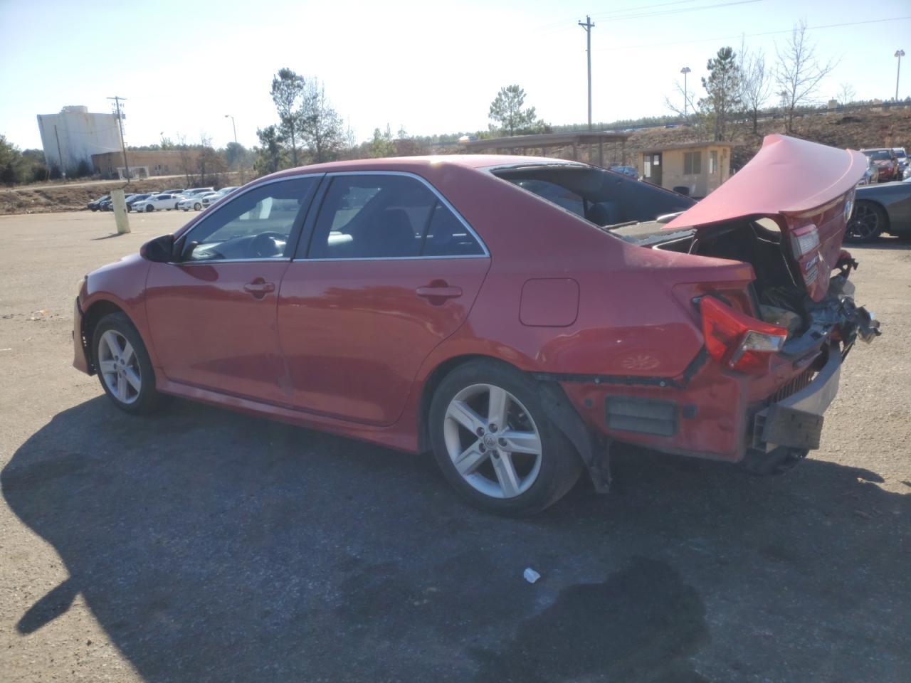 2014 TOYOTA CAMRY L - Фото 2